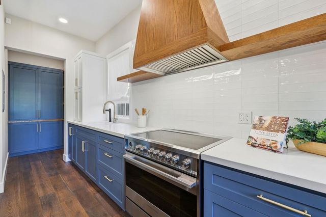 1022 Clintonia Avenue, San Jose, CA 95125