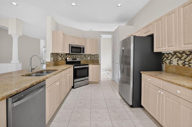 7290 Southport Drive, Boynton Beach, FL 33472