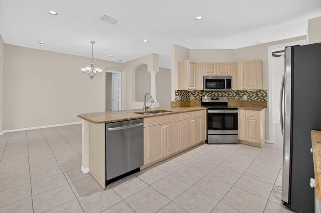7290 Southport Drive, Boynton Beach, FL 33472