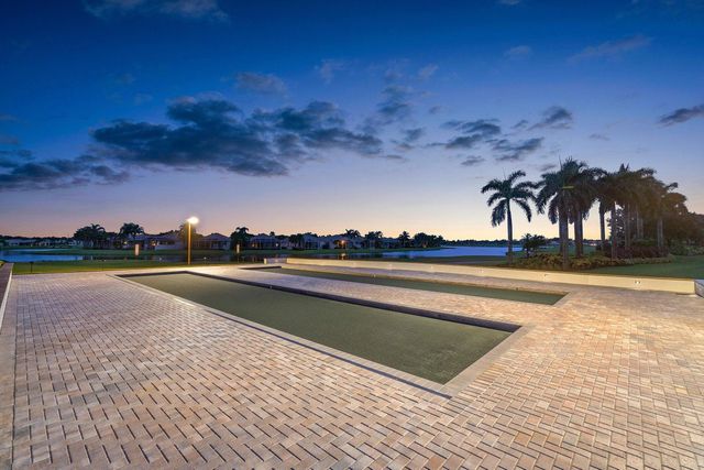 7290 Southport Drive, Boynton Beach, FL 33472