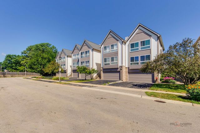 668 E Fountainview Drive, Mundelein, IL 60060