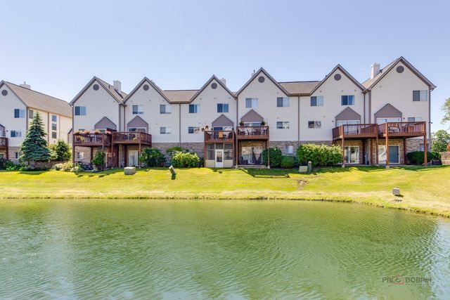 668 E Fountainview Drive, Mundelein, IL 60060