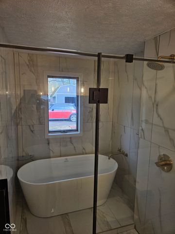 5961 N 200 W, Columbus, IN 47201