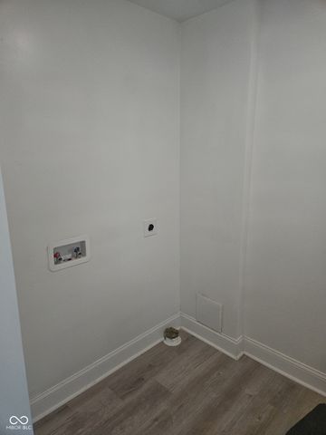 5961 N 200 W, Columbus, IN 47201