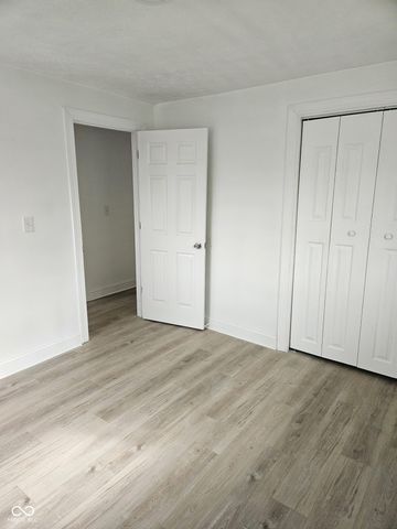 5961 N 200 W, Columbus, IN 47201