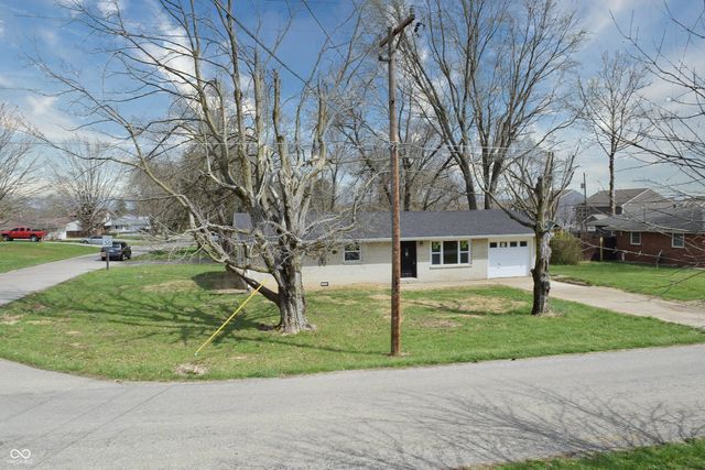 5961 N 200 W, Columbus, IN 47201