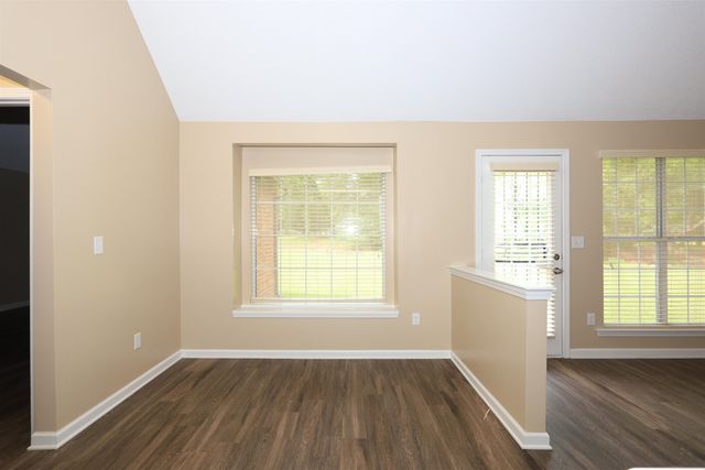 4905 ASHCROFT DR, Memphis, TN 38125