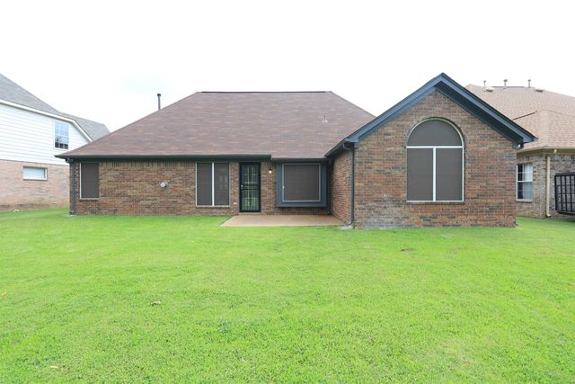 4905 ASHCROFT DR, Memphis, TN 38125