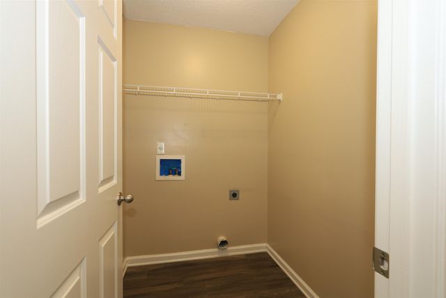 4905 ASHCROFT DR, Memphis, TN 38125