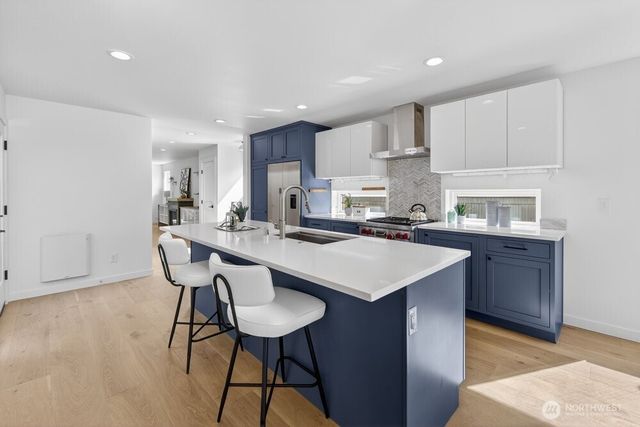 7316 Alonzo Avenue NW, Seattle, WA 98117