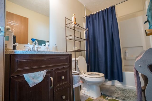 929 Lockmead Court, Pataskala, OH 43062