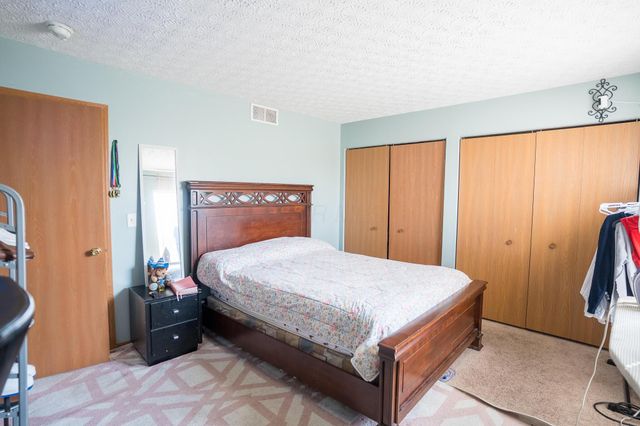 929 Lockmead Court, Pataskala, OH 43062