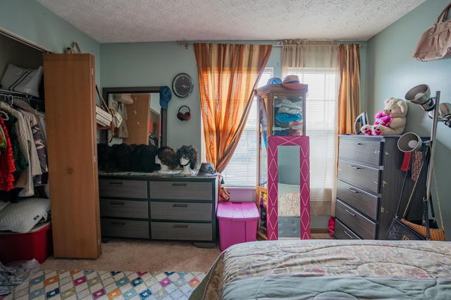 929 Lockmead Court, Pataskala, OH 43062