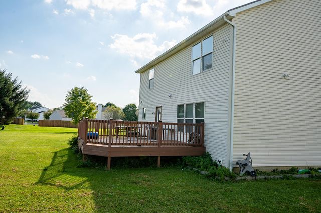 929 Lockmead Court, Pataskala, OH 43062