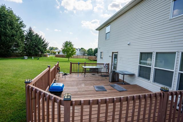 929 Lockmead Court, Pataskala, OH 43062
