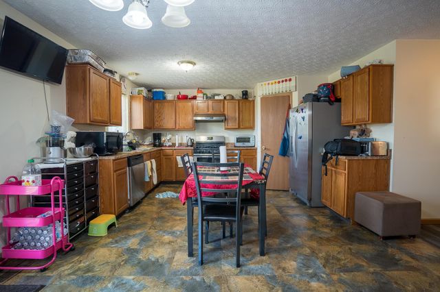 929 Lockmead Court, Pataskala, OH 43062