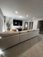 15375 SW 105th Ln 4, Miami, FL 33196
