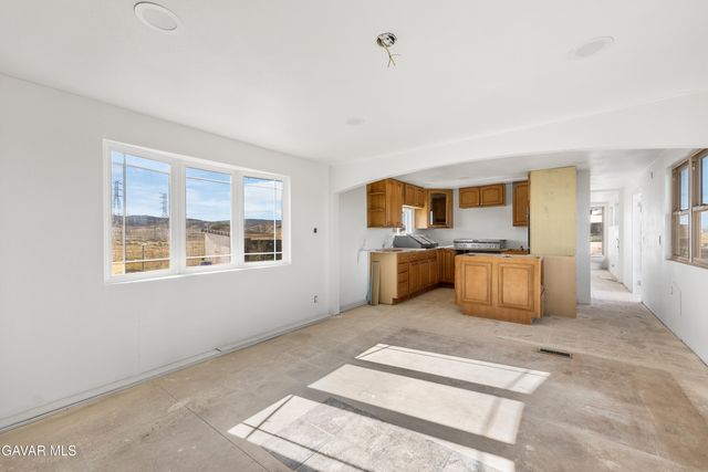 Bellbird 125w Vic H14, Del Sur, CA 93536