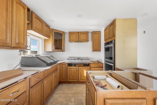 Bellbird 125w Vic H14, Del Sur, CA 93536