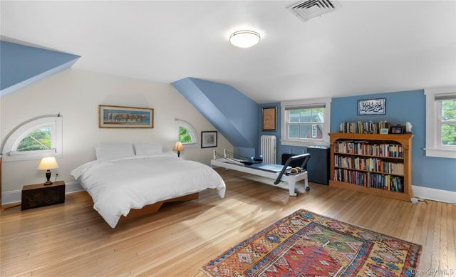 129 Highmount Avenue, Nyack, NY 10960