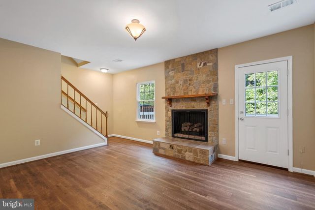 8608 ROCKY GAP CT, Lorton, VA 22079