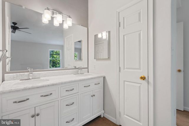 8608 ROCKY GAP CT, Lorton, VA 22079