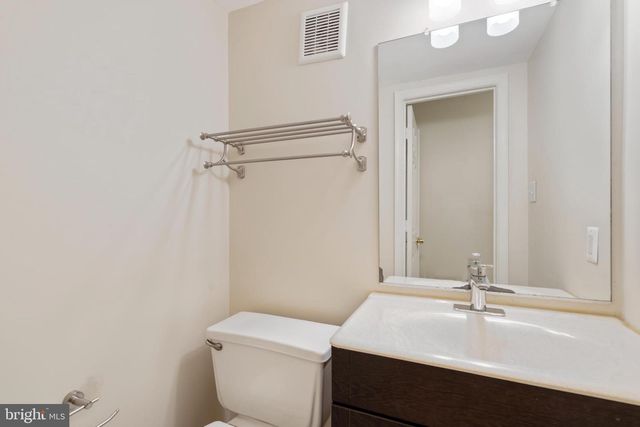 8608 ROCKY GAP CT, Lorton, VA 22079