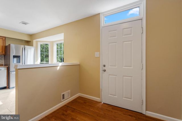 8608 ROCKY GAP CT, Lorton, VA 22079