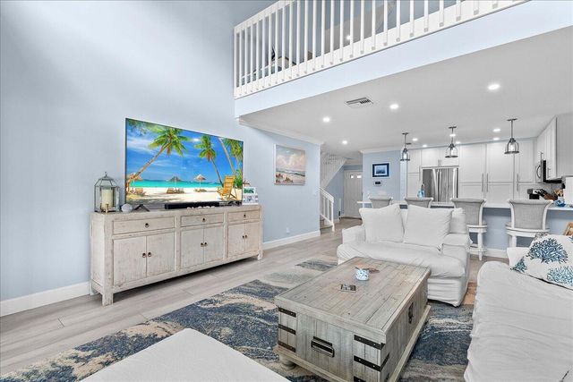 2359 Treasure Isle Drive 31, Palm Beach Gardens, FL 33410