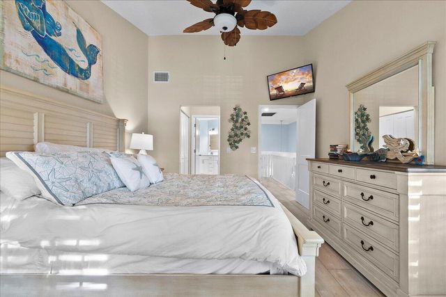 2359 Treasure Isle Drive 31, Palm Beach Gardens, FL 33410