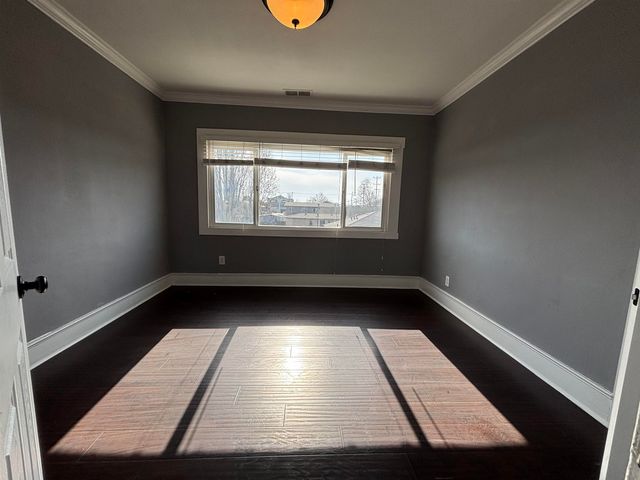 210 Chanslor Ave, Richmond, CA 94801