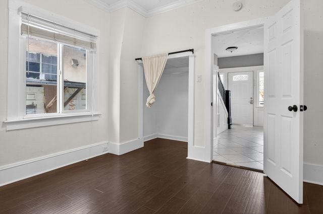 210 Chanslor Ave, Richmond, CA 94801