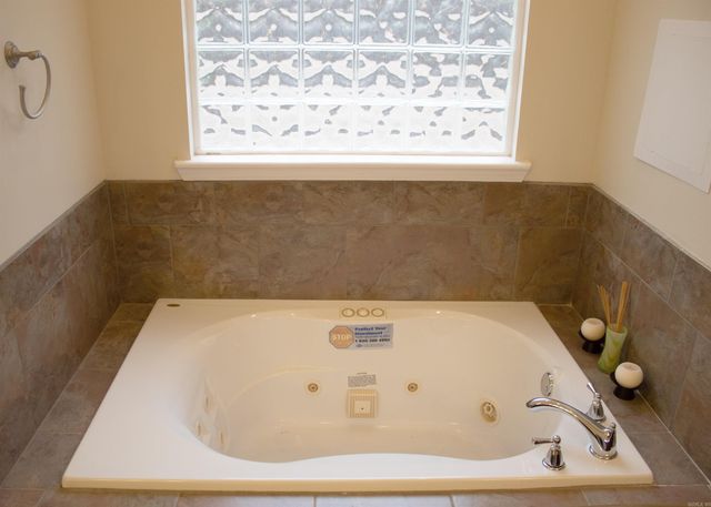 210 Sherry Lane, Pine Bluff, AR 71603