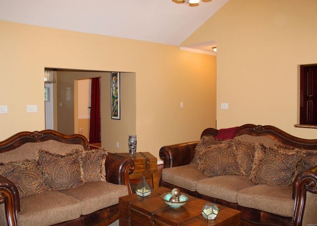 210 Sherry Lane, Pine Bluff, AR 71603