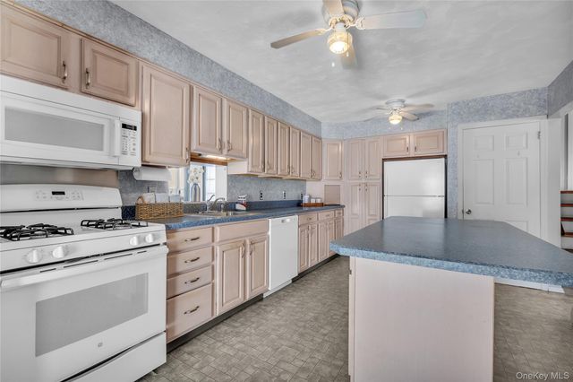 21 Lynwood Road, Cortlandt Manor, NY 10567