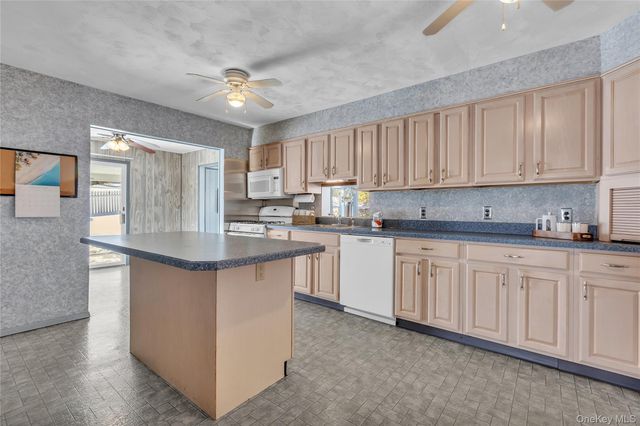 21 Lynwood Road, Cortlandt Manor, NY 10567