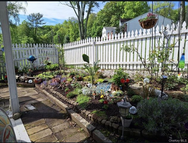 21 Lynwood Road, Cortlandt Manor, NY 10567