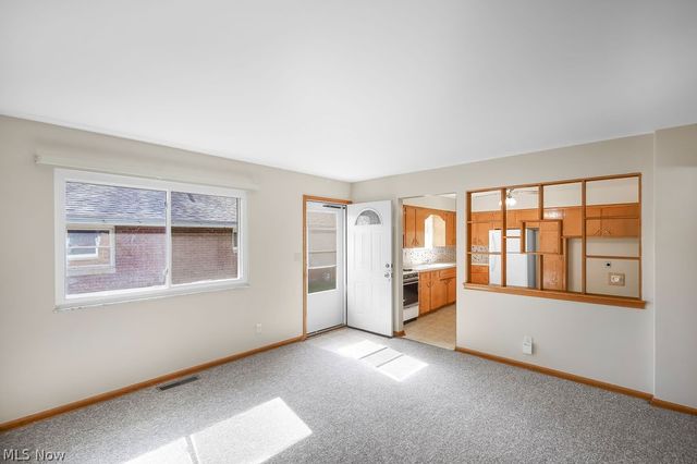 117-119 Filmore Avenue, Cuyahoga Falls, OH 44221