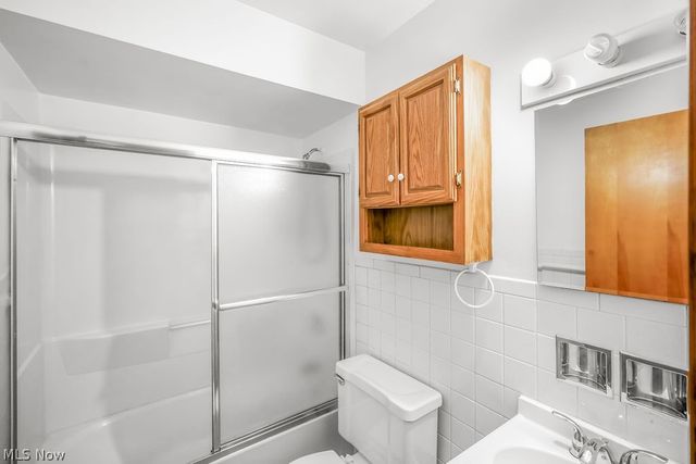 117-119 Filmore Avenue, Cuyahoga Falls, OH 44221