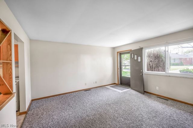 117-119 Filmore Avenue, Cuyahoga Falls, OH 44221