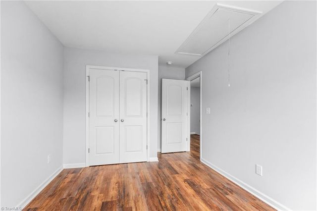 1633 Olivers Crossing Circle, Winston-salem, NC 27127
