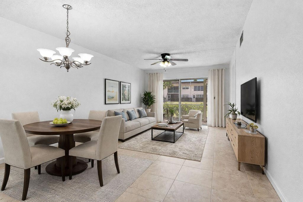 9855 Sandalfoot Boulevard 305, Boca Raton, FL 33428