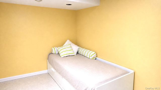 7345 197th Street, Fresh Meadows, NY 11366