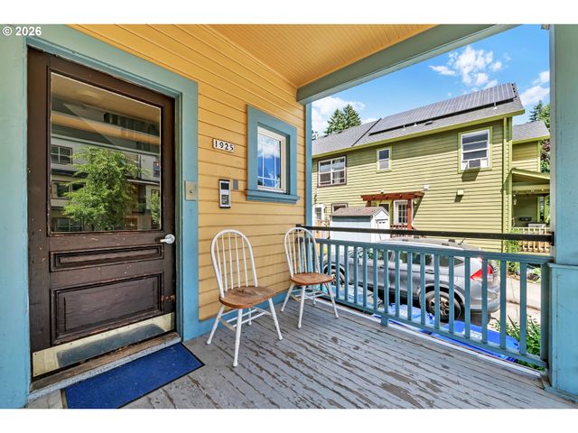 1925 Se ALDER St, Portland, OR 97214