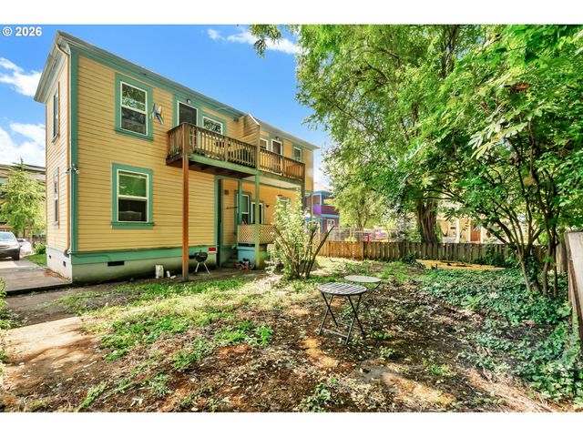 1925 Se ALDER St, Portland, OR 97214