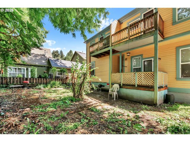 1925 Se ALDER St, Portland, OR 97214