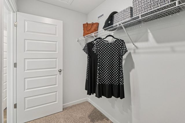 2514 Winterberry Trail, Wonder Lake, IL 60097