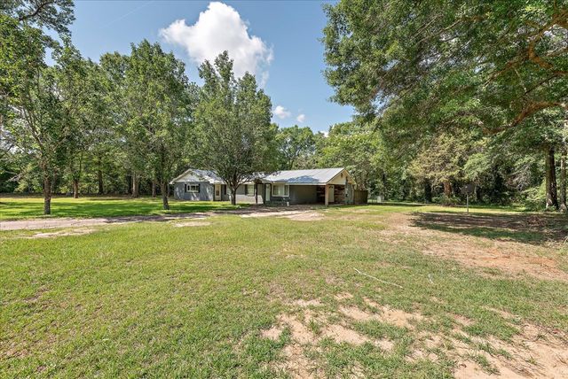 2324 County Road 33, Headland, AL 36345