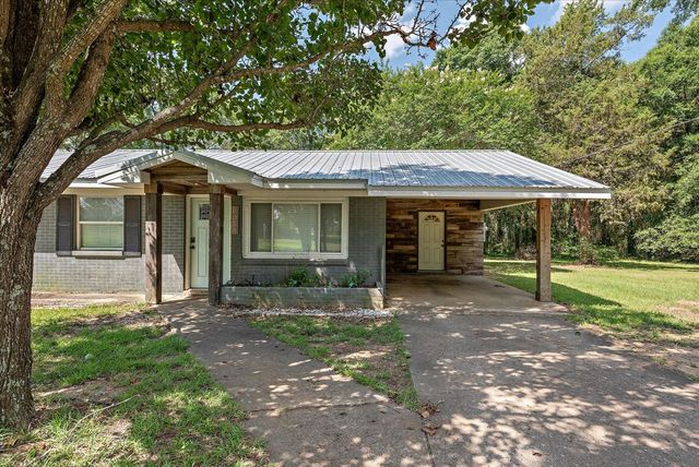 2324 County Road 33, Headland, AL 36345