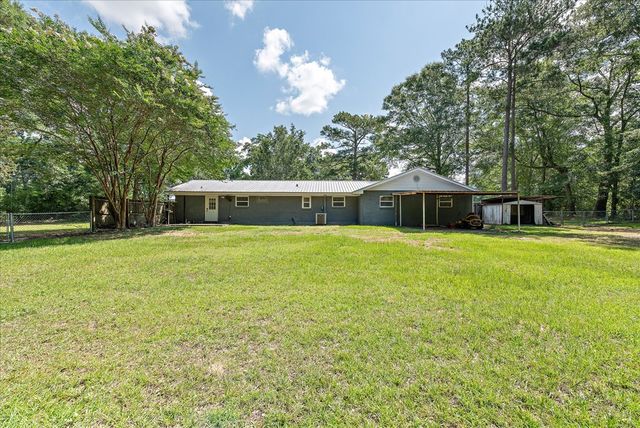 2324 County Road 33, Headland, AL 36345